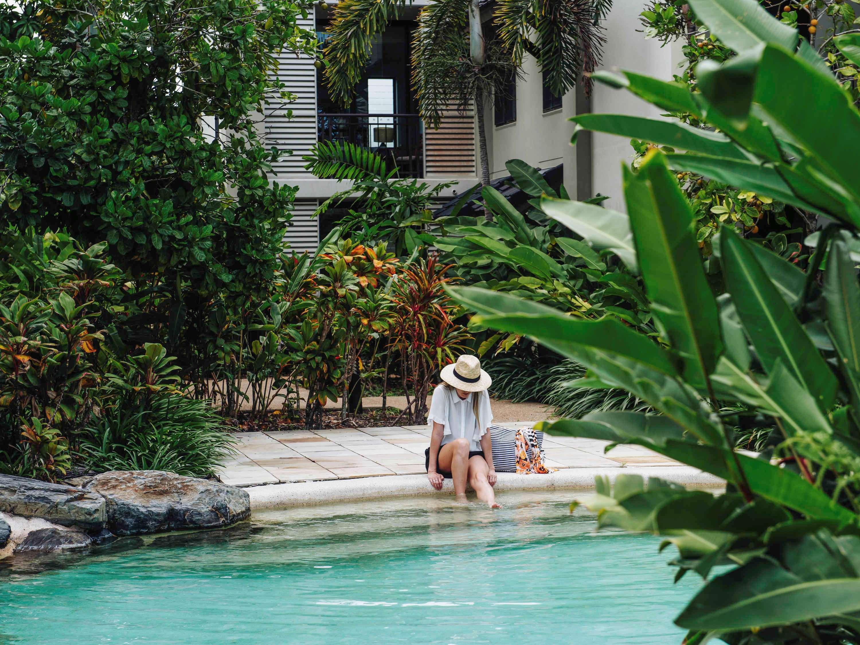 Pullman Port Douglas Sea Temple Resort And Spa Экстерьер фото